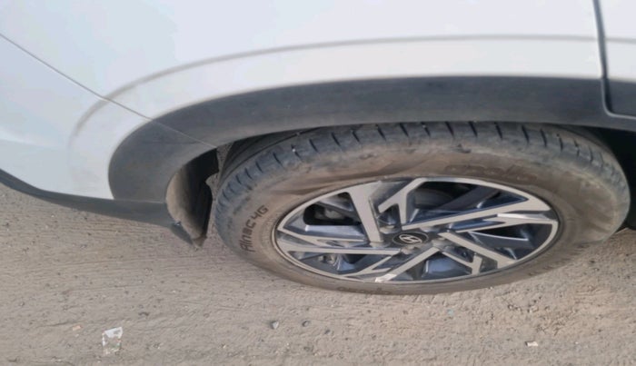 2024 Hyundai Creta SX (O) 1.5 PETROL, Petrol, Manual, 49,093 km, tyre