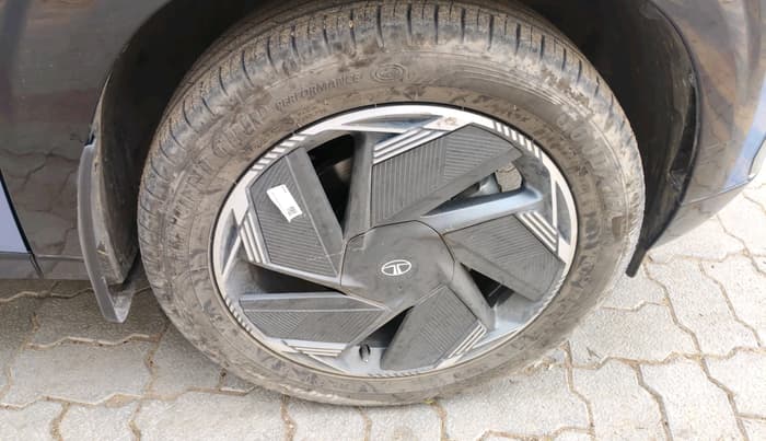 2025 Tata Curvv EV Empowered Plus A 55, Electric, Automatic, 15,209 km, tyre