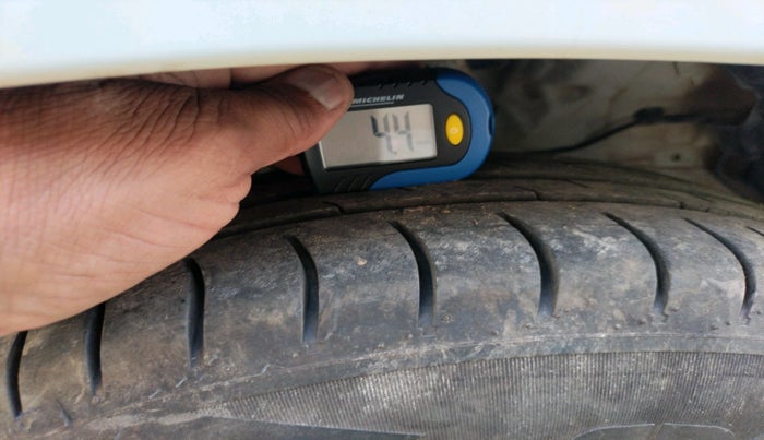 2021 Maruti S PRESSO VXI CNG, CNG, Manual, 64,079 km, tyre