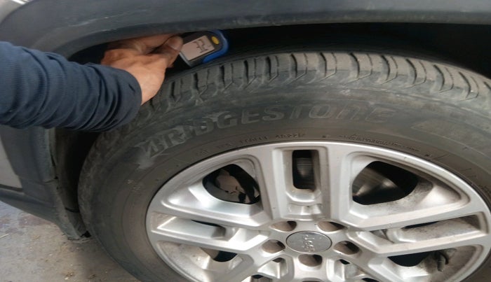 2018 Jeep Compass LIMITED 2.0 DIESEL, Diesel, Manual, 1,16,408 km, tyre