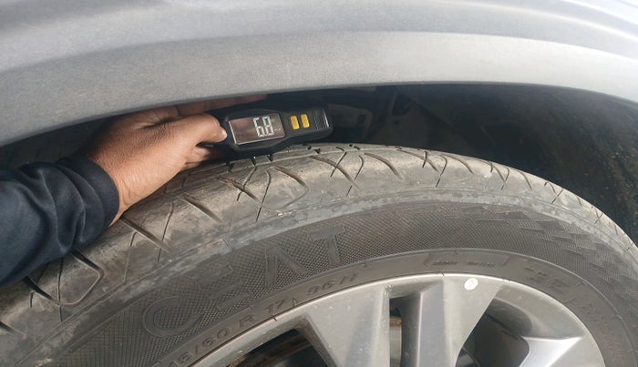 2020 KIA SELTOS HTX 1.5 DIESEL, Diesel, Manual, 1,22,561 km, tyre