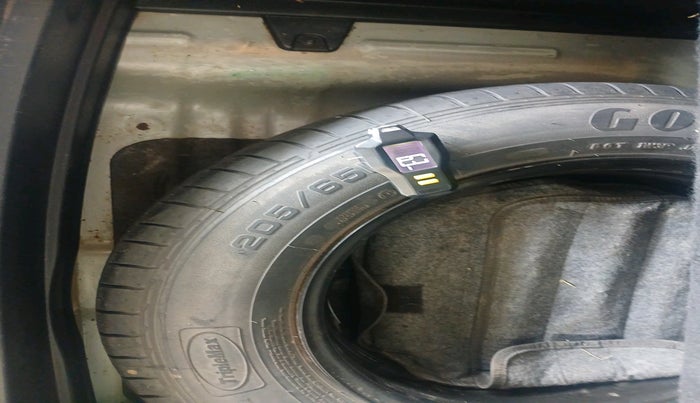 2020 KIA SELTOS HTX 1.5 DIESEL, Diesel, Manual, 1,22,561 km, tyre