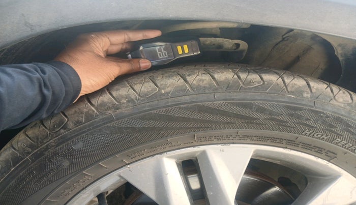 2020 KIA SELTOS HTX 1.5 DIESEL, Diesel, Manual, 1,22,561 km, tyre