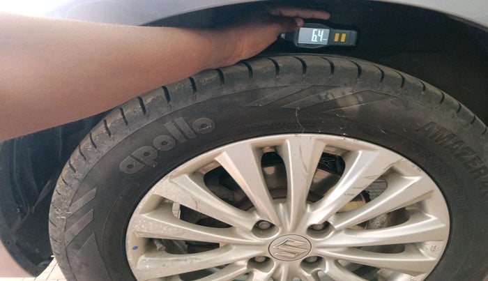 2016 Maruti Ciaz ZXI, Petrol, Manual, 78,700 km, tyre