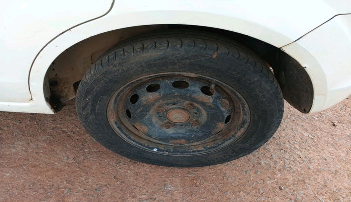 2011 Ford Figo EXI 1.4 DIESEL, Diesel, Manual, 1,58,225 km, tyre