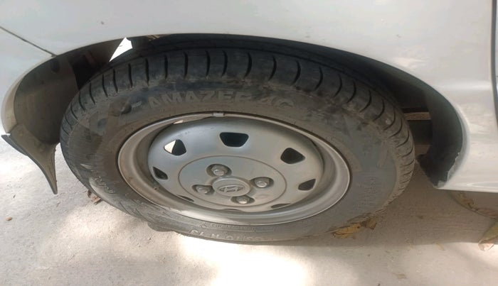 2011 Hyundai Santro Xing GL PLUS, CNG, Manual, 65,494 km, tyre