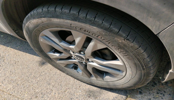 2021 KIA SELTOS HTX 1.5 DIESEL, Diesel, Manual, 89,450 km, tyre