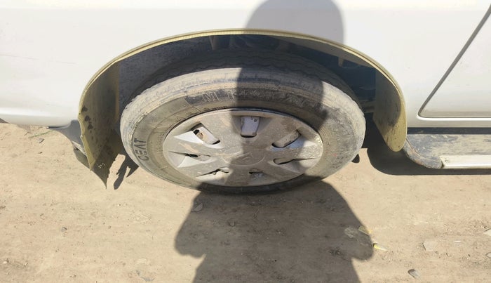 2021 Maruti Eeco 5 STR WITH A/C+HTR, Petrol, Manual, 79,525 km, tyre