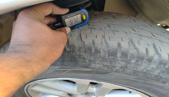 2012 Toyota Fortuner 3.0 4X2 MT, Diesel, Manual, 1,50,610 km, tyre