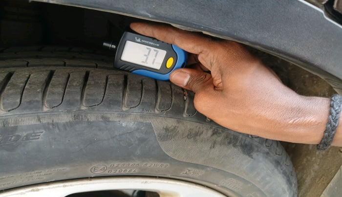 2011 BMW X1 sDrive20d, Diesel, Automatic, 73,853 km, tyre