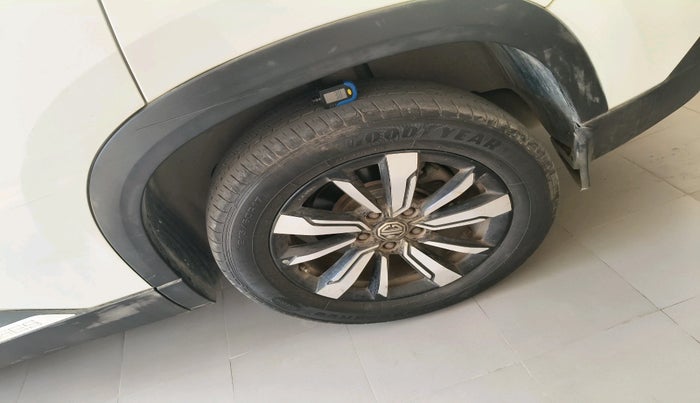 2020 MG HECTOR SHARP 1.5 DCT PETROL, Petrol, Automatic, 70,075 km, tyre