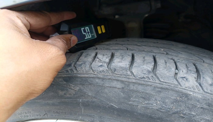 2011 Audi A4 1.8 TFSI MULTITRONIC, Petrol, Automatic, 19,199 km, tyre