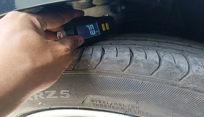 2011 Audi A4 1.8 TFSI MULTITRONIC, Petrol, Automatic, 19,199 km, tyre