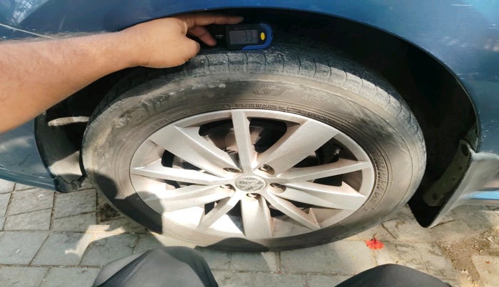 2016 Volkswagen Ameo HIGHLINE1.5L, Diesel, Manual, 62,563 km, tyre