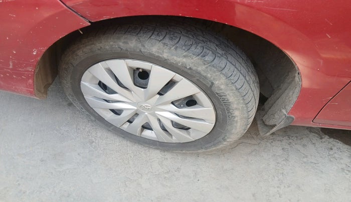 2018 Toyota YARIS G MT, Petrol, Manual, 1,03,951 km, tyre