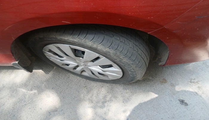 2018 Toyota YARIS G MT, Petrol, Manual, 1,03,951 km, tyre