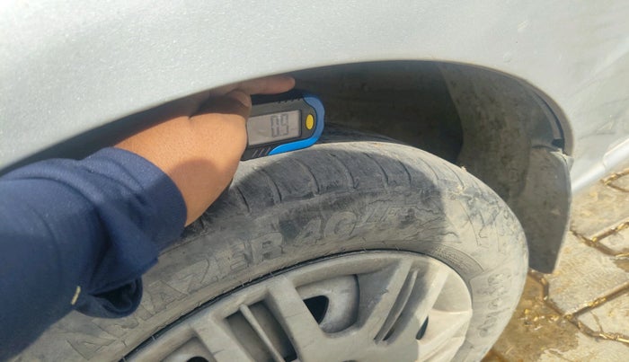 2013 Hyundai Santro Xing GL, CNG, Manual, 95,041 km, tyre