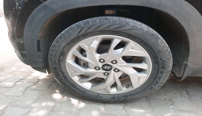 2021 Hyundai Creta SX IVT 1.5 PETROL, Petrol, Automatic, 28,970 km, tyre