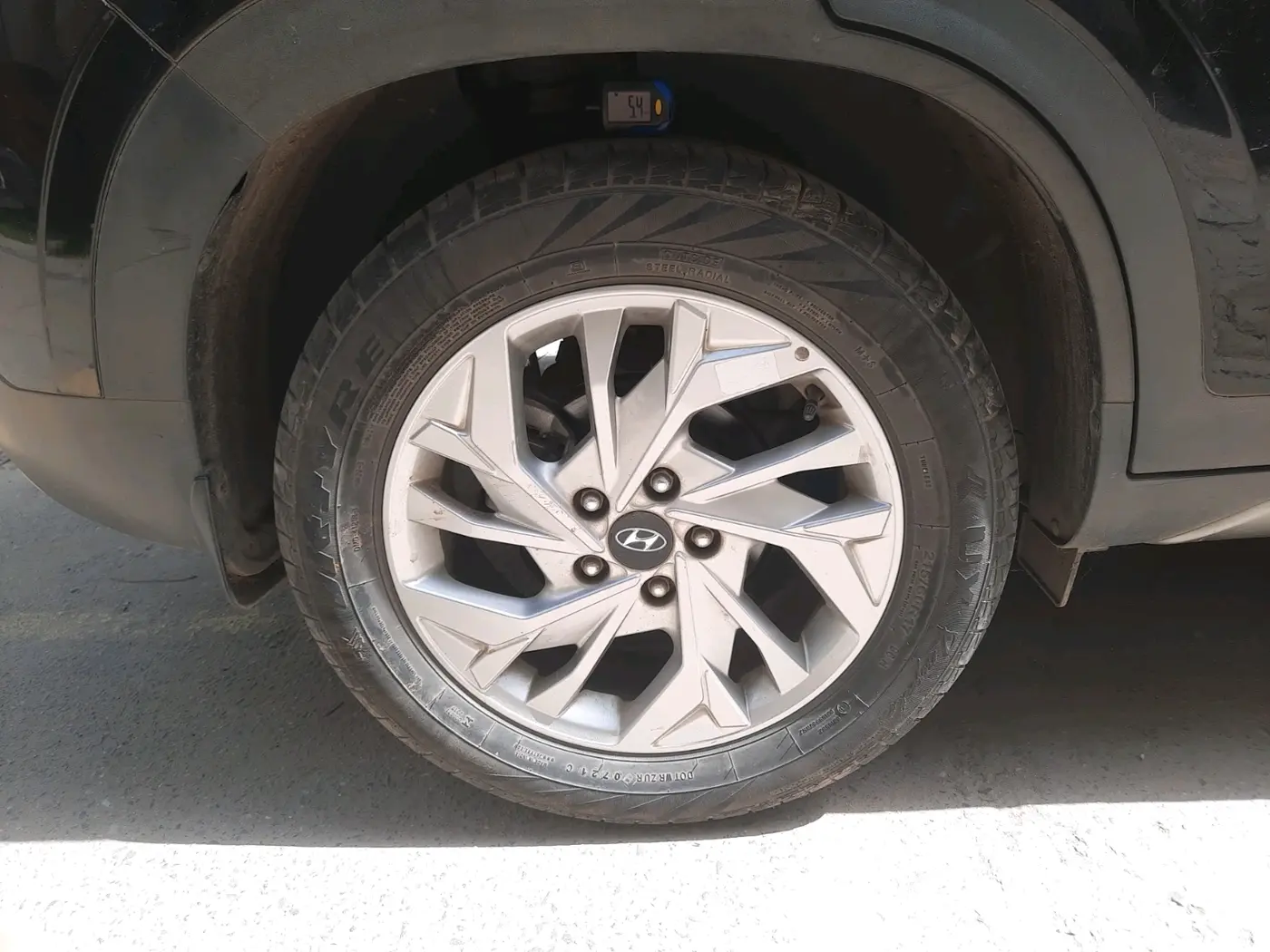 2021 Hyundai Creta SX IVT 1.5 PETROL, Petrol, Automatic, 28,970 km, tyre