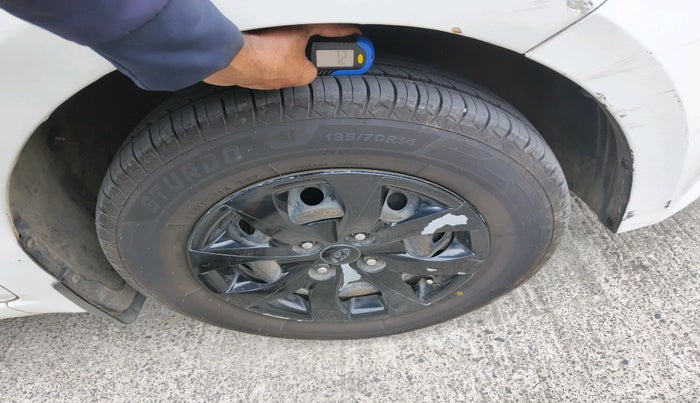 2016 Hyundai Elite i20 SPORTZ 1.4 CRDI, Diesel, Manual, 1,33,910 km, tyre