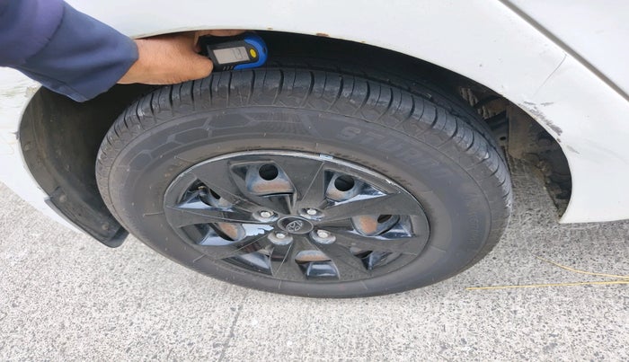 2016 Hyundai Elite i20 SPORTZ 1.4 CRDI, Diesel, Manual, 1,33,910 km, tyre