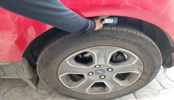 2020 Ford Ecosport TITANIUM 1.5 SPORTS(SUNROOF) PETROL, Petrol, Manual, 64,047 km, tyre