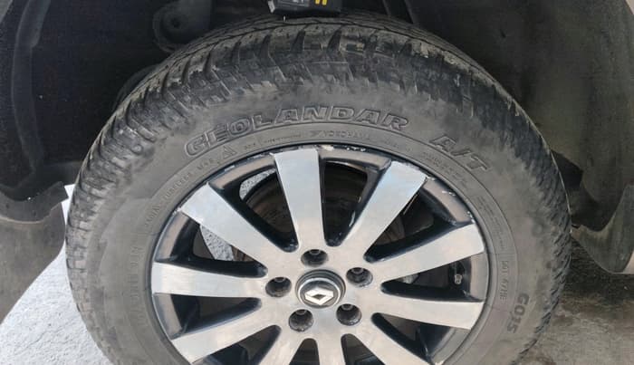 2013 Renault Duster 85 PS RXL DIESEL, Diesel, Manual, 1,15,404 km, tyre