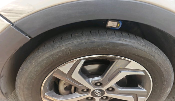 2019 Hyundai Creta SX AT 1.6 PETROL, Petrol, Automatic, 1,39,017 km, tyre