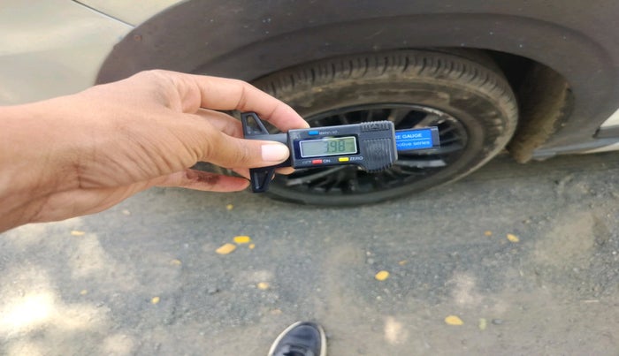 2020 Maruti XL6 ZETA MT, CNG, Manual, 79,083 km, tyre