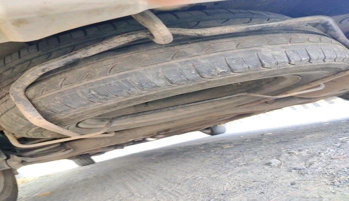 2020 Maruti XL6 ZETA MT, CNG, Manual, 79,083 km, tyre