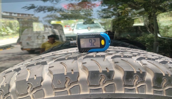 2022 Mahindra Thar LX PETROL HT 4WD AT, Petrol, Automatic, 38,571 km, tyre