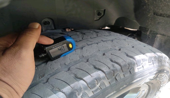 2022 Mahindra Thar LX PETROL HT 4WD AT, Petrol, Automatic, 38,571 km, tyre