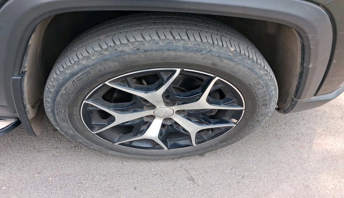 2022 Jeep MERIDIAN LIMITED (O) 4X2 MT, Diesel, Manual, 20,798 km, tyre