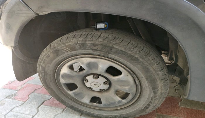 2014 Renault Duster 85 PS RXL DIESEL, Diesel, Manual, 1,38,794 km, tyre