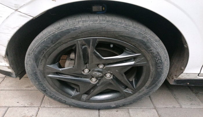 2023 Hyundai NEW I20 SPORTZ 1.2 IVT, Petrol, Automatic, 35,197 km, tyre