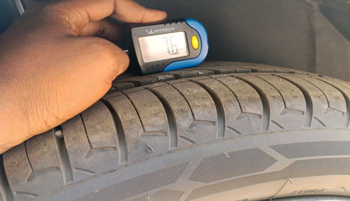 2012 Maruti Ertiga ZDI, Diesel, Manual, 41,230 km, tyre