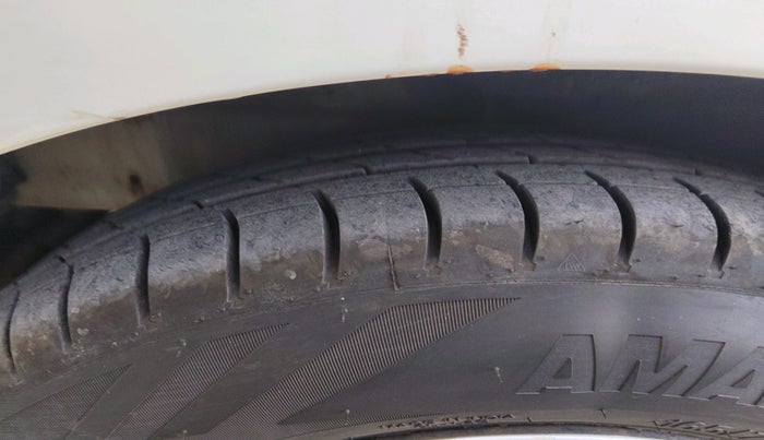 2016 Hyundai Grand i10 SPORTZ 1.2 KAPPA VTVT, CNG, Manual, 90,381 km, tyre