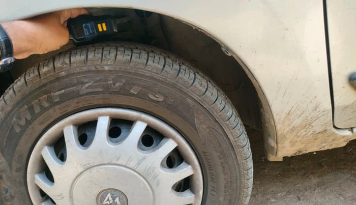 2012 Maruti Alto 800 LXI, Petrol, Manual, 2 km, tyre