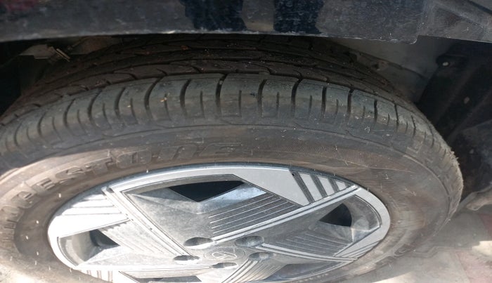 2025 Tata Curvv Pure Plus S 1.2 Petrol 6MT, Petrol, Manual, 2,018 km, tyre