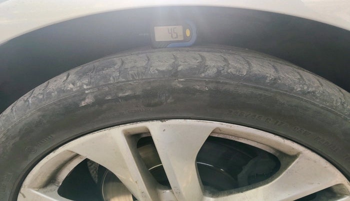 2012 Mercedes Benz E Class E 200 CGI AVANTGARDE, Petrol, Automatic, 69,021 km, tyre