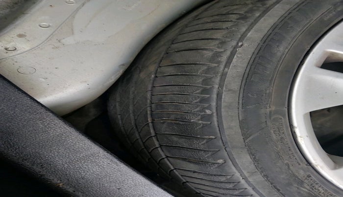 2012 Mercedes Benz E Class E 200 CGI AVANTGARDE, Petrol, Automatic, 69,021 km, tyre