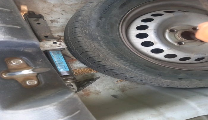 2021 Hyundai XCENT PRIME 	T+ CNG, CNG, Manual, 98,825 km, tyre