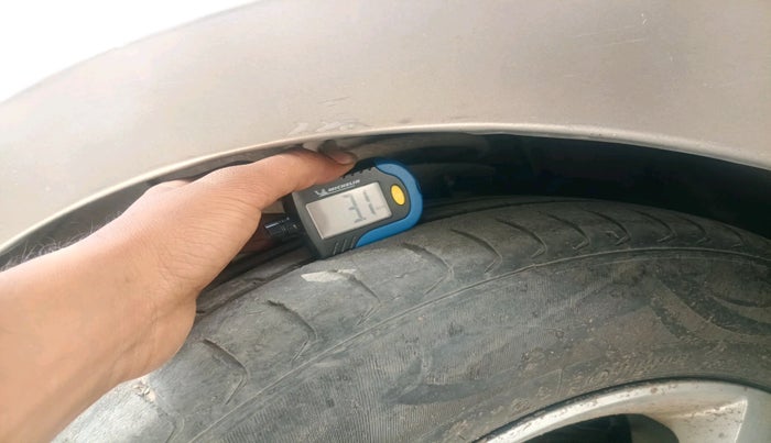 2013 Hyundai New Elantra 1.8 SX AT VTVT, Petrol, Automatic, 61,748 km, tyre