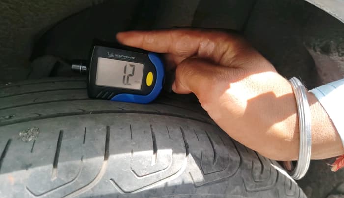 2021 Hyundai VENUE S+ 1.2, Petrol, Manual, 74,469 km, tyre