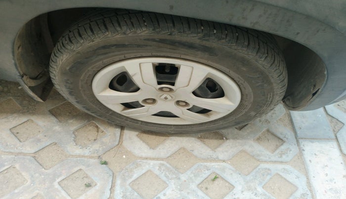 2018 Renault Kwid RXT 1.0 AMT (O), Petrol, Automatic, 36,703 km, tyre