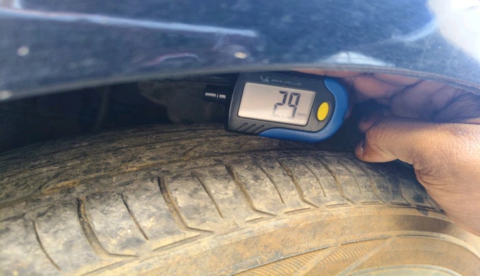 2012 Hyundai i10 MAGNA 1.2, Petrol, Manual, 98,492 km, tyre