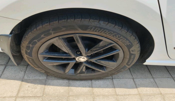 2020 Skoda Rapid AMBITION AT TSI, Petrol, Automatic, 44,168 km, tyre