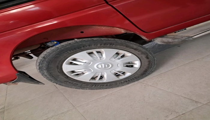 2018 Maruti Eeco 5 STR WITH A/C+HTR CNG, CNG, Manual, 77,794 km, tyre