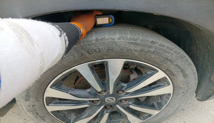 2019 Nissan Kicks XV DIESEL, Diesel, Manual, 67,541 km, tyre