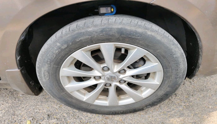 2014 Maruti Ertiga ZDI, Diesel, Manual, 65,194 km, tyre